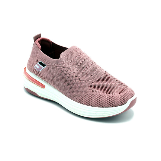 Ladies Skechers . AT 33
