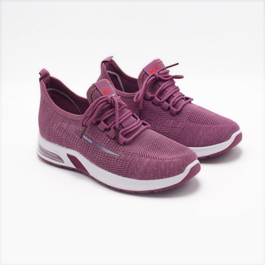 Ladies Skechers with Lases. F16