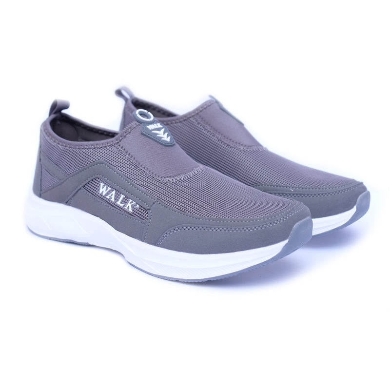 Effortless Slip-On Walking Shoes - Ideal for Comfort & Durability