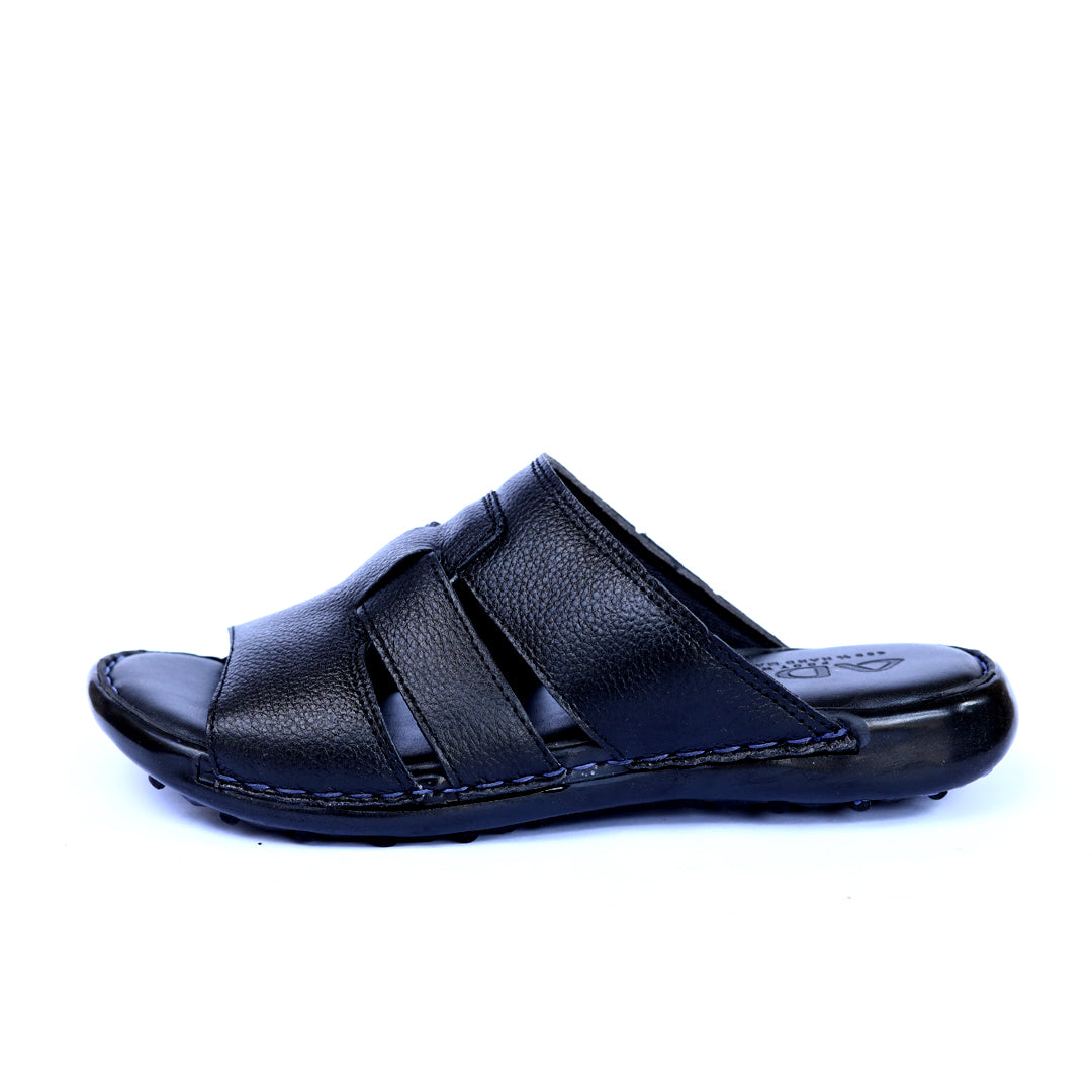 Leather Slippers - Modish Crafts